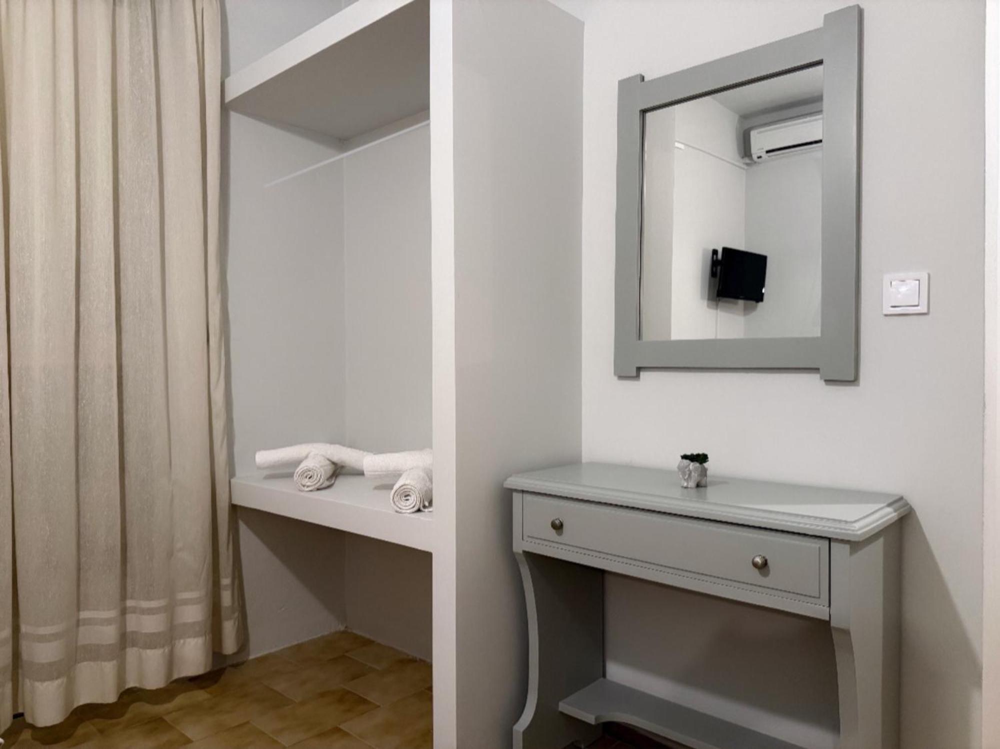 Konstantinos Apartments Tolón Eksteriør bilde